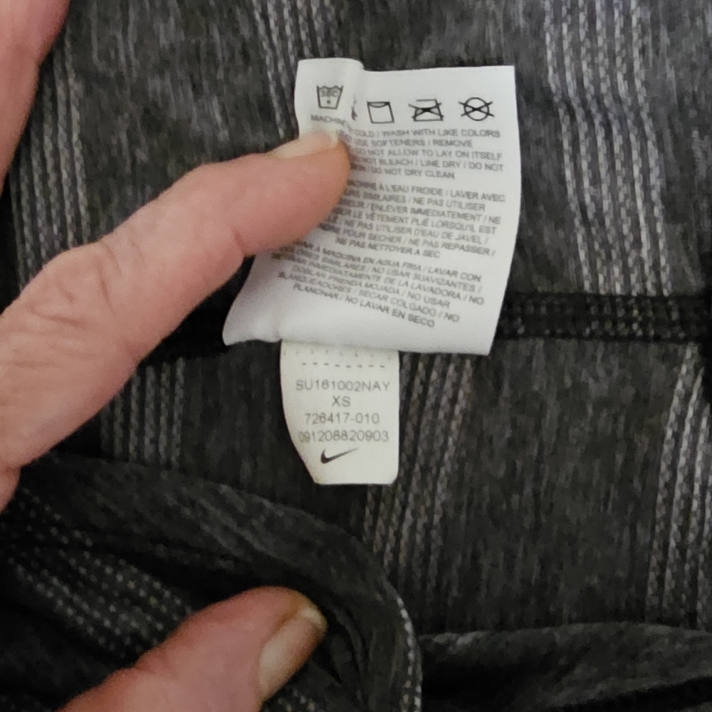 Nike Racerback Tank Top - Size XS - Picture 3 of 6